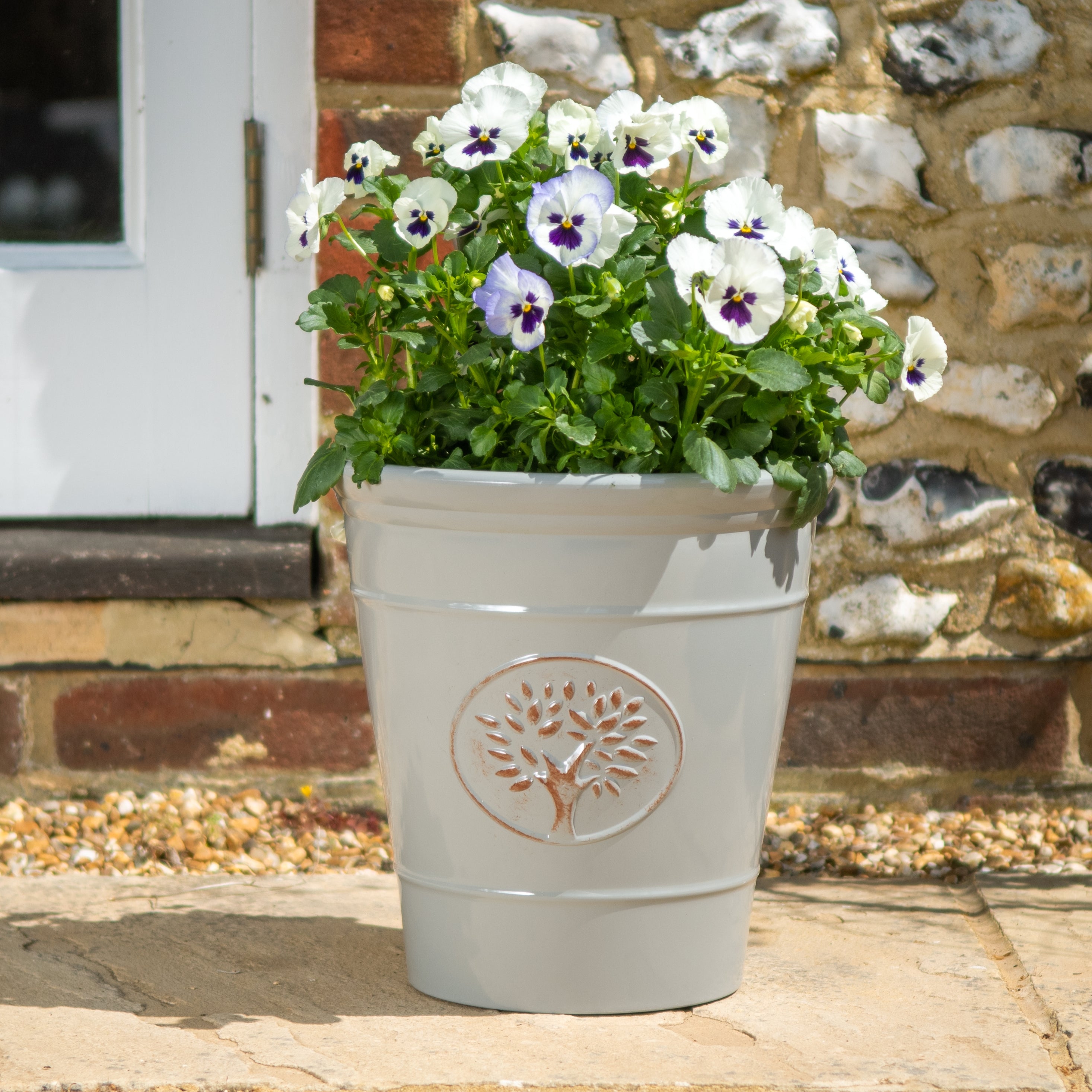 Beautiful Flower Planters How To Plant Flower Pots Momcrieff
