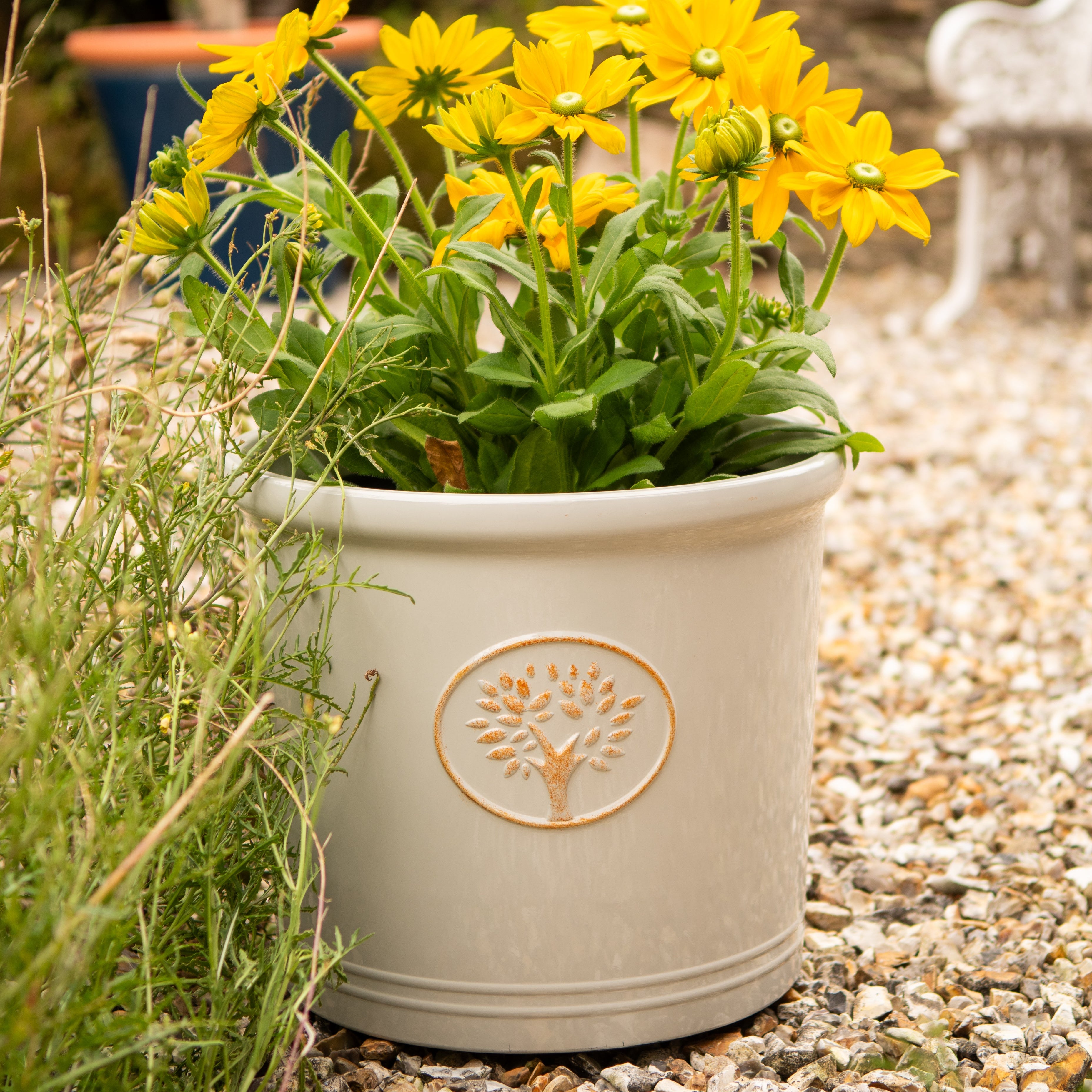 Cotswold Cylinder - Off White (Available in 3 sizes)