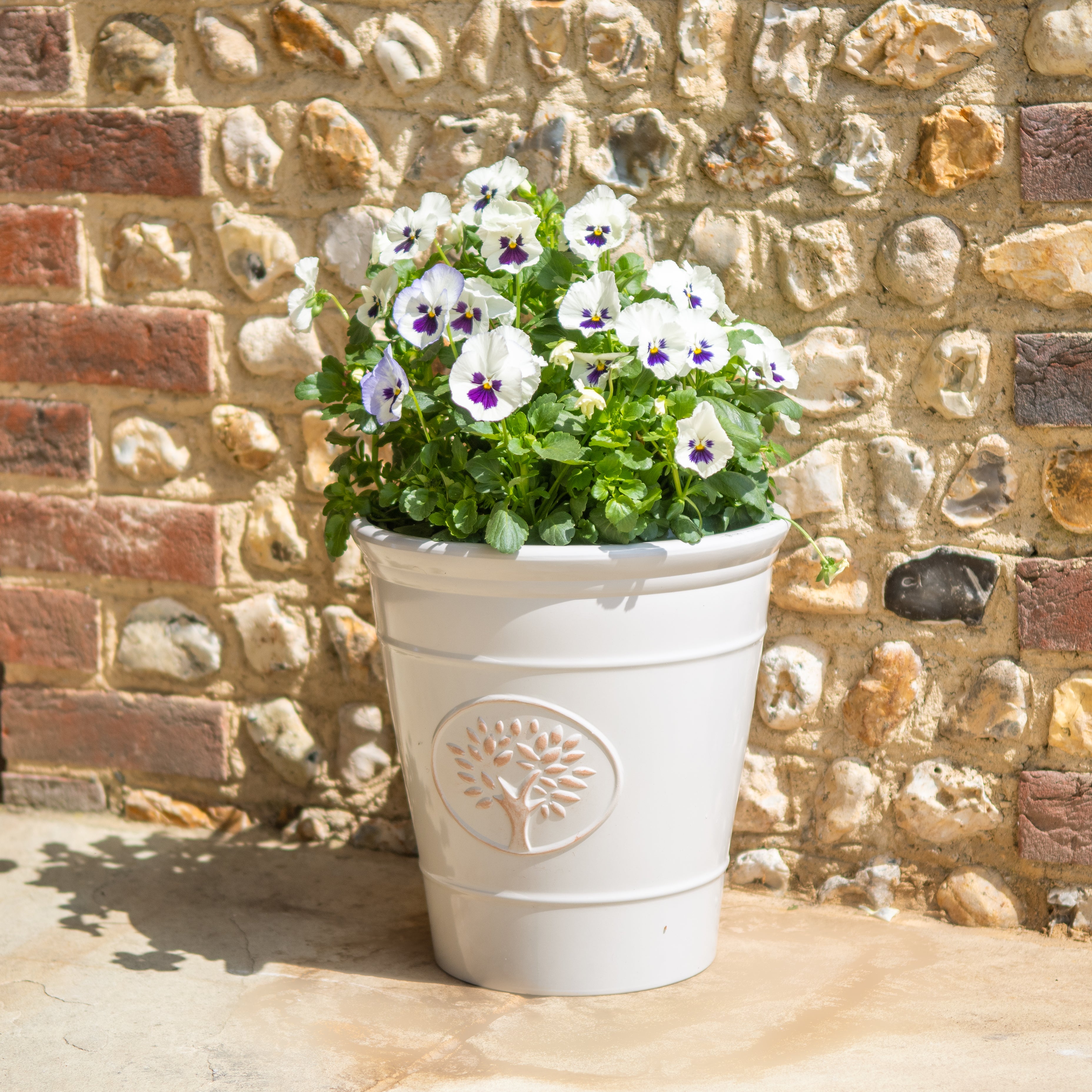 56cm Blenheim Pot - Off White