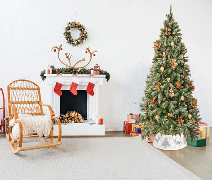 Tree Skirt - Reindeers & Trees