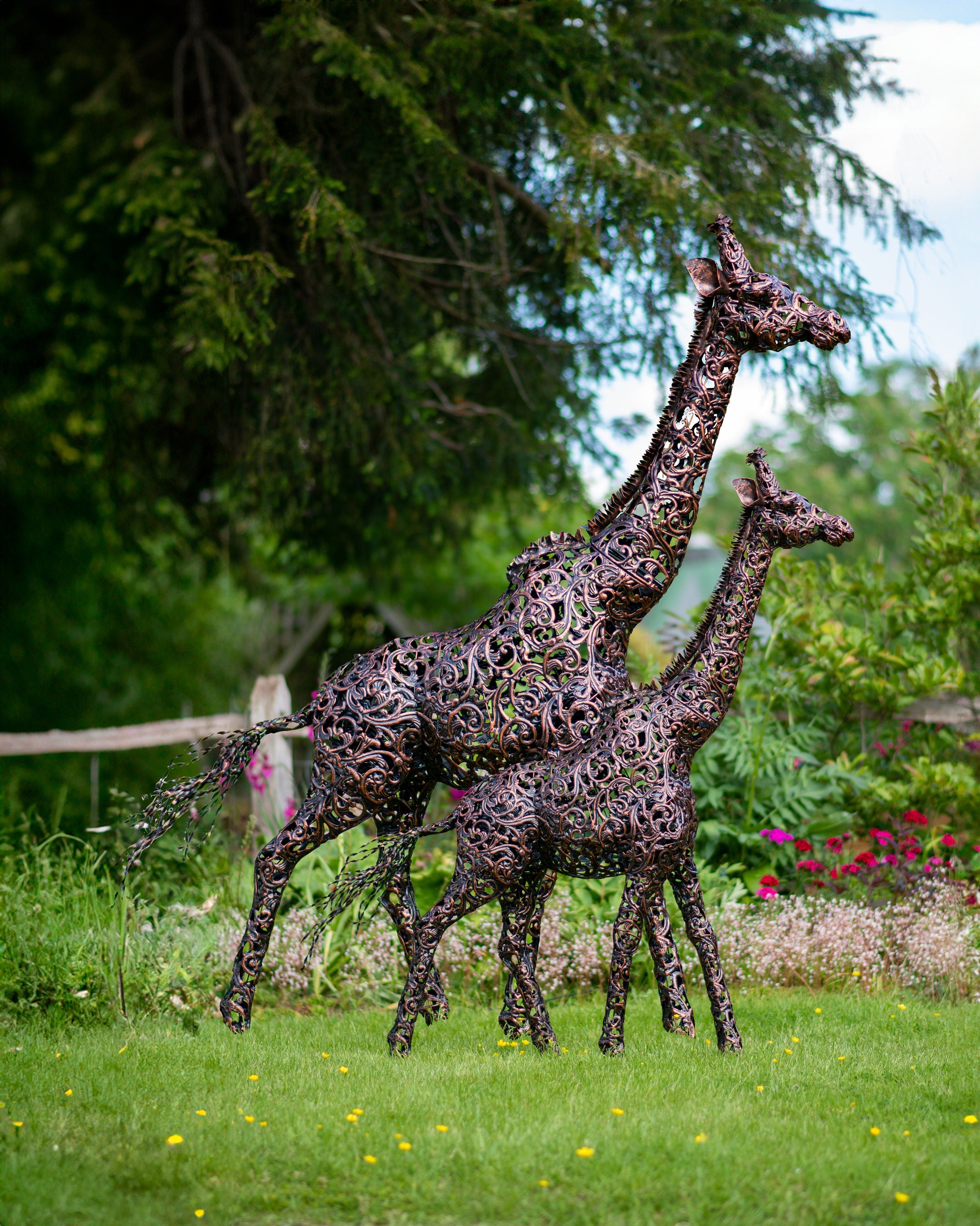 Bronze Giraffe Sculpture - Large