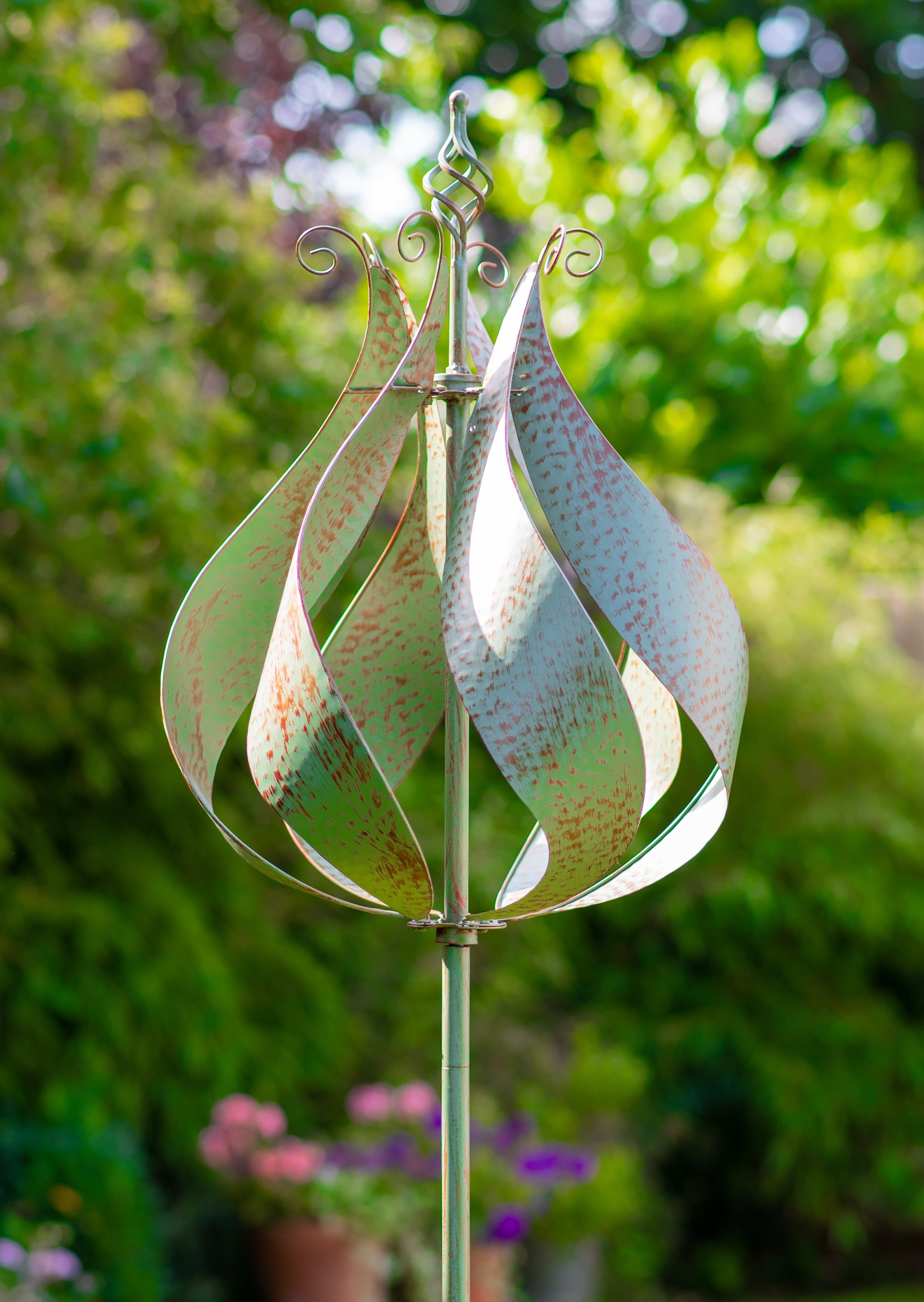 Blenheim - Verdigree Garden Wind Sculpture