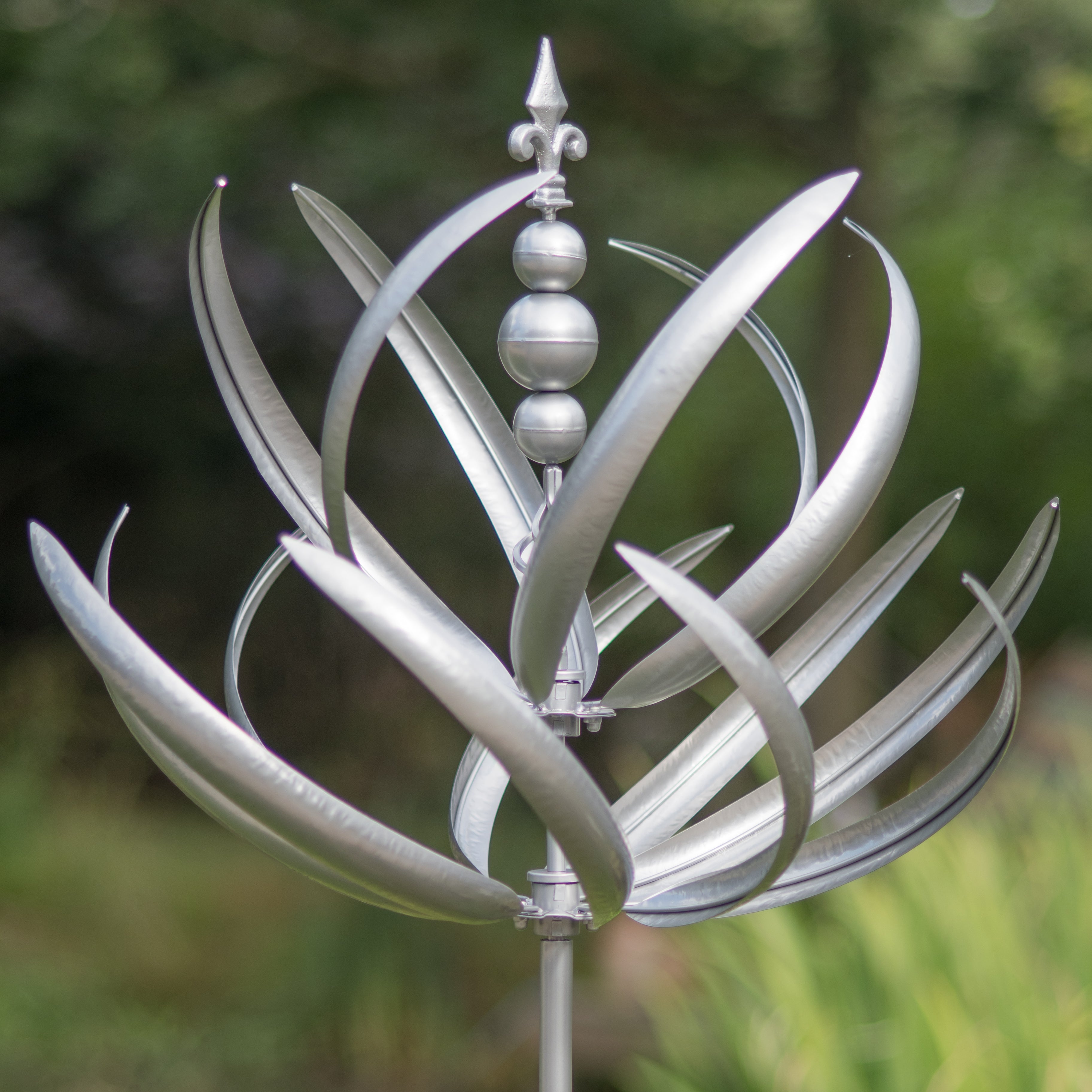 Windsor - Silver Wind Sculpture